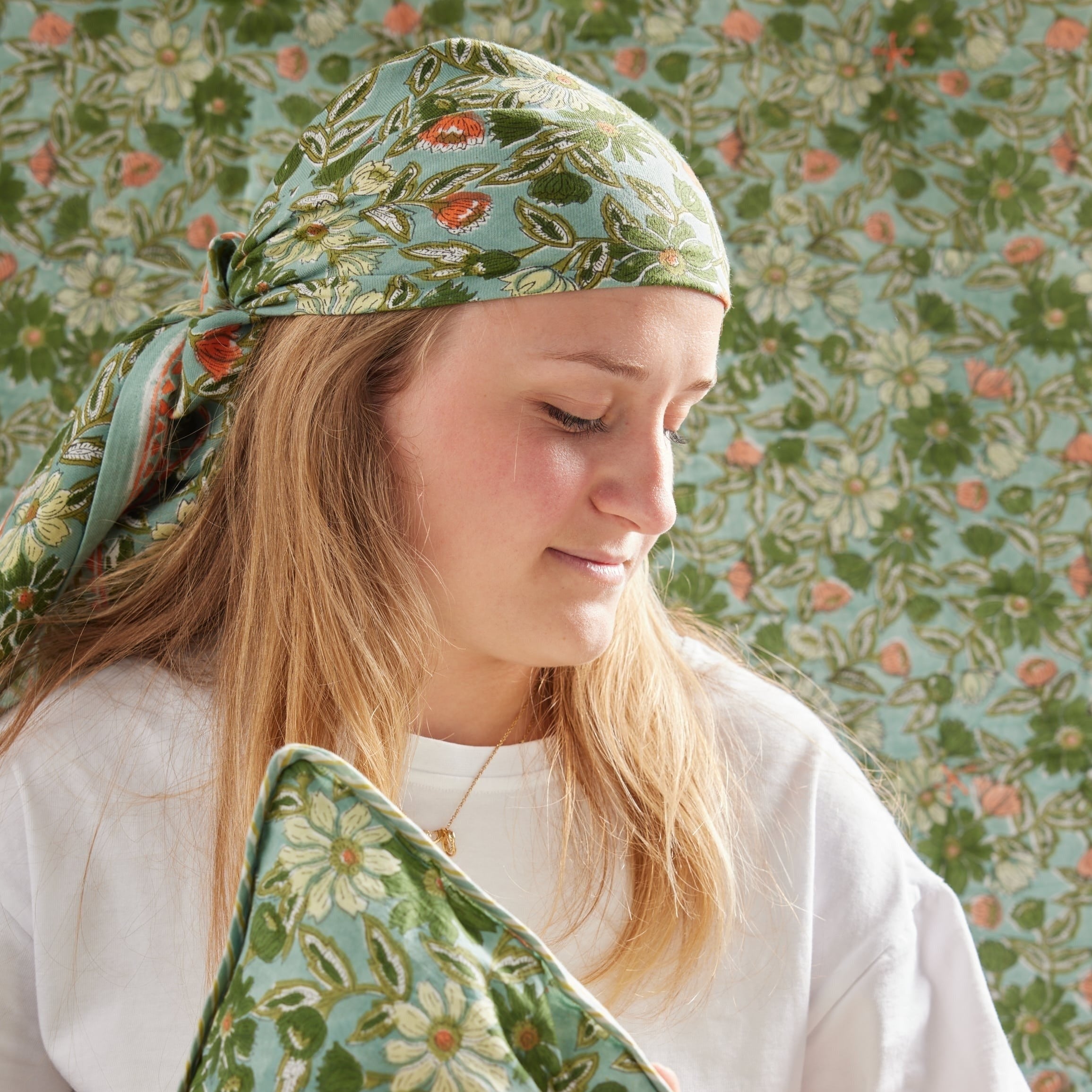 Bonheur du jour, Grand Foulard Indien -Meera blue green