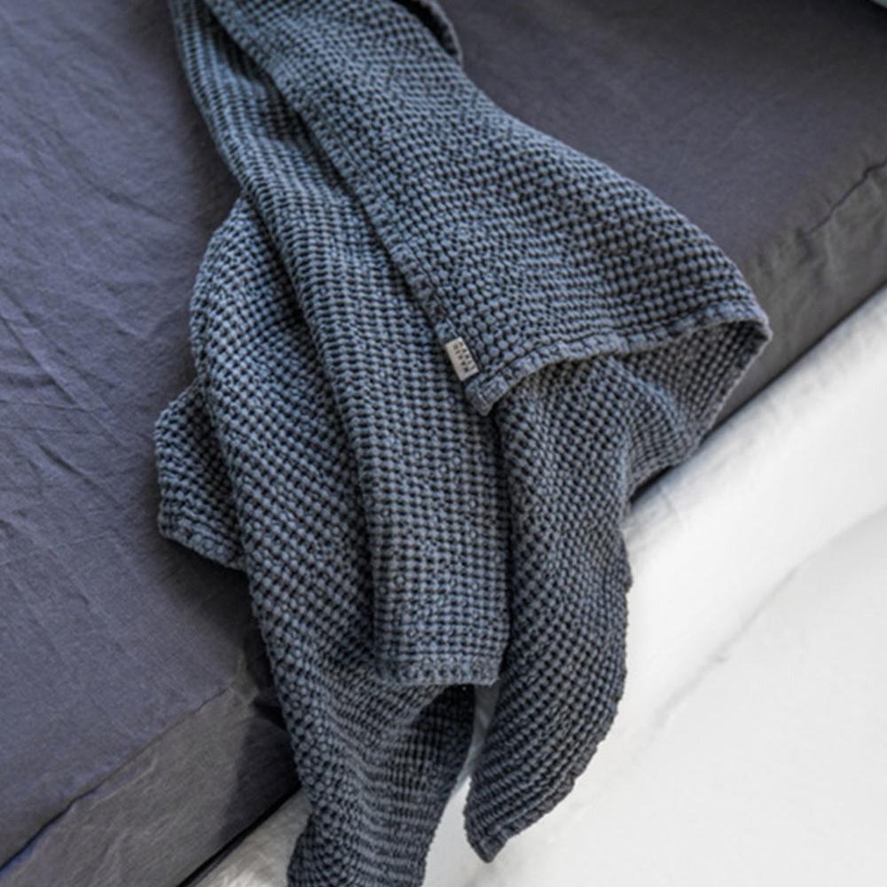 Magic Linen, Serviette de bain - Gris Foncé