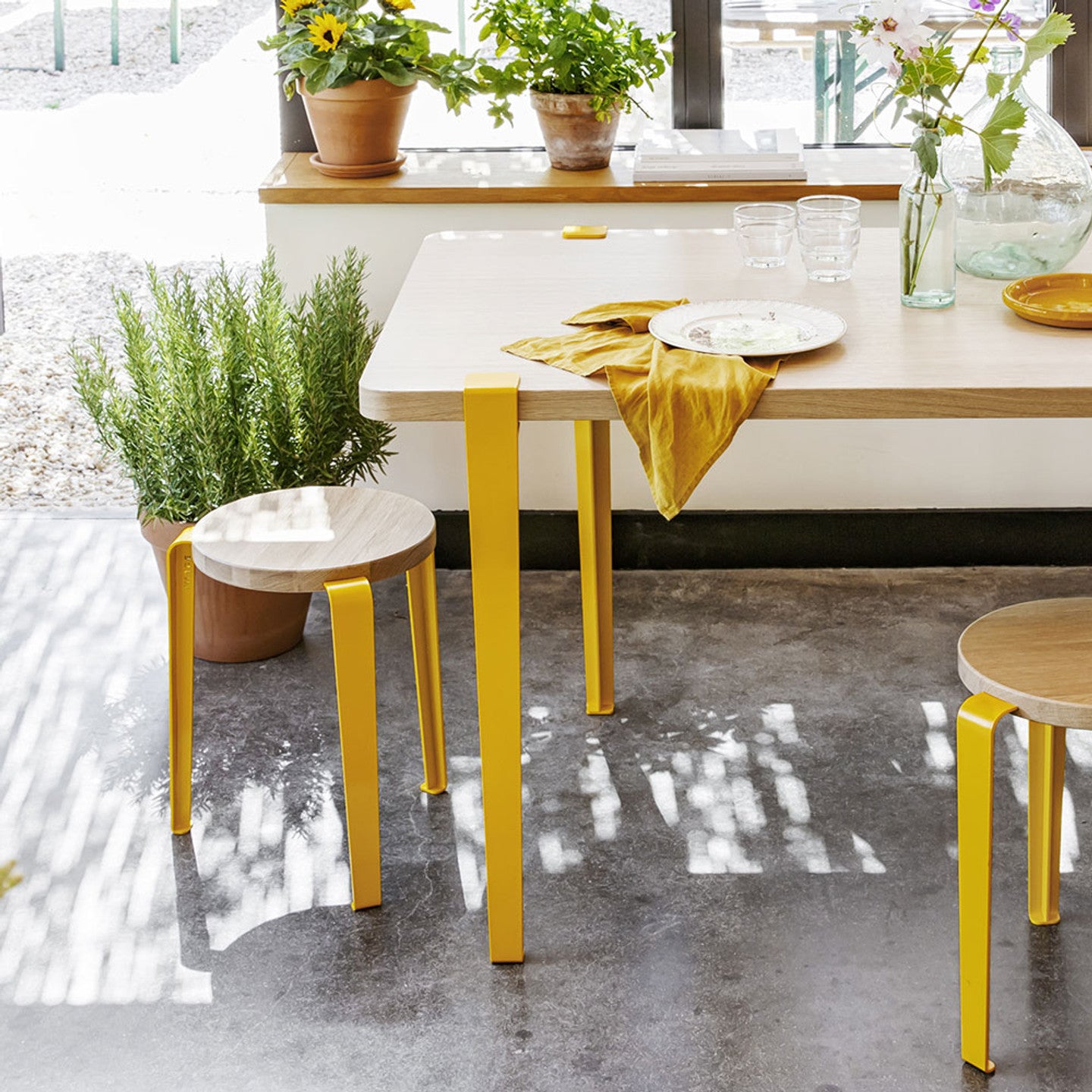 Pied de Table et Bureau TIPTOE - 75cm - Jaune Tournesol